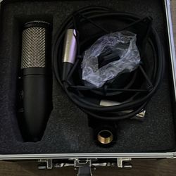 Brand New AkG Microphone 