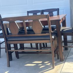 Kitchen table sets