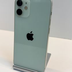 Apple iPhone 12 MINI 64gb. ( Fully Unlocked )