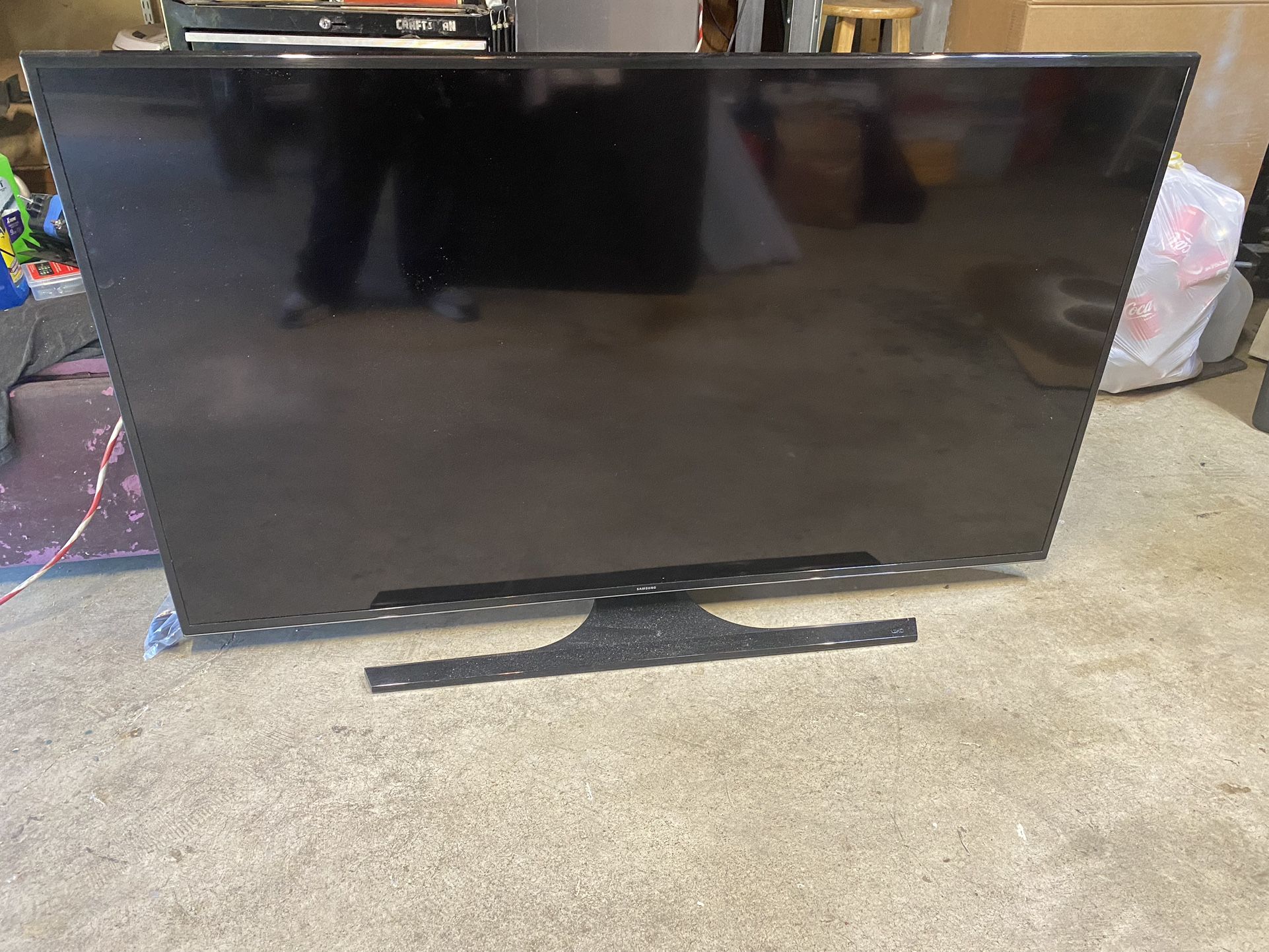 65” Samsung Smart Tv