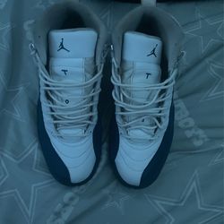 Jordan 12’s Blue And White Size 10.5