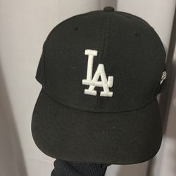 Black LA hat