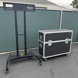 Flat Screen TV stand rolling cart w/ road case 