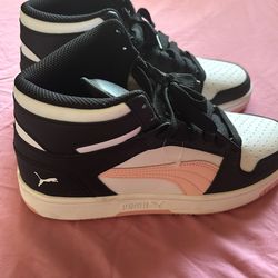 Puma Tennis Shoes