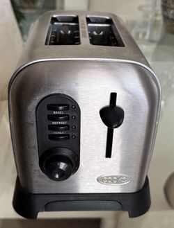 Cooks Stainless Steel Toaster With Bagel, Defrost And Reheat Features, Recovered From Storage