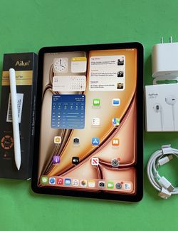 Apple IPad Air 11” ( M2 chip / 2024  Model) 128GB  with pen, keyboard case & Accessories