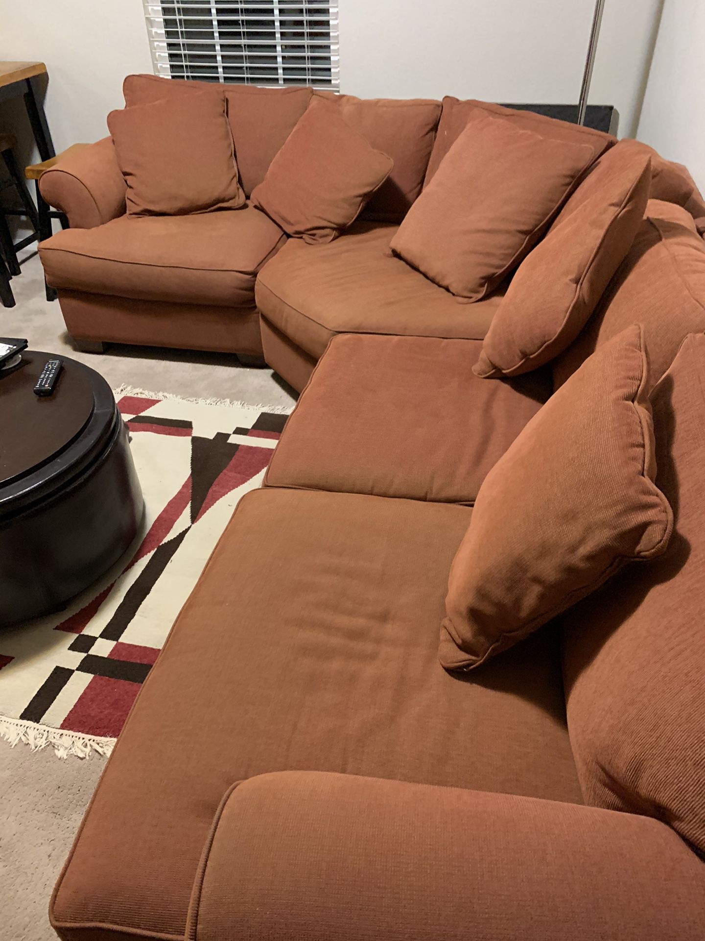 Sofa sectional in great condition !