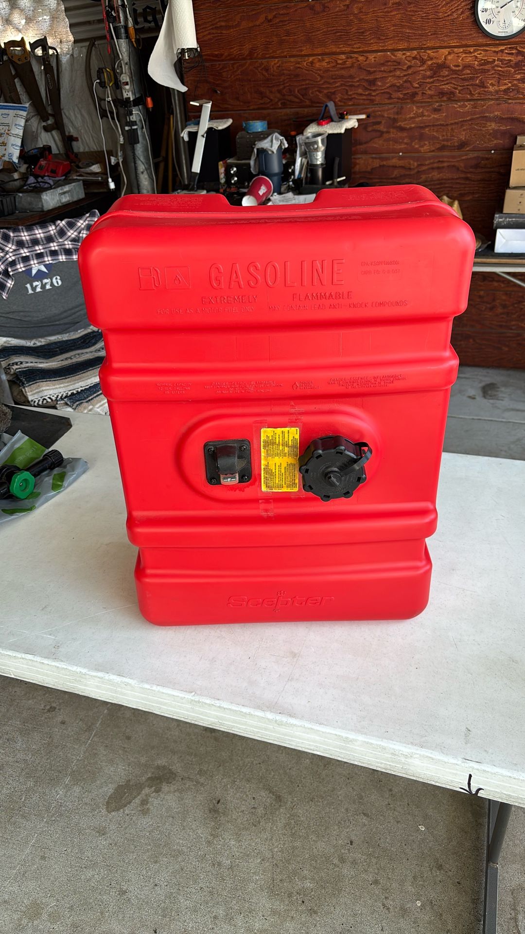 N/A Scepter 12 gallon capacity