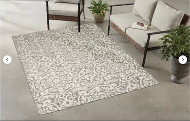 NEW! Mainstays 5’x7’ Grey Medallion Outdoor Rug Fade Resistant Fabric