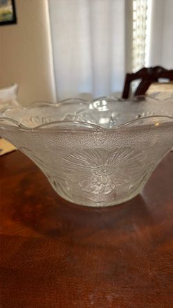 Glass bowl