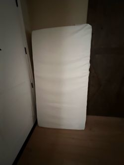 Twin mattress