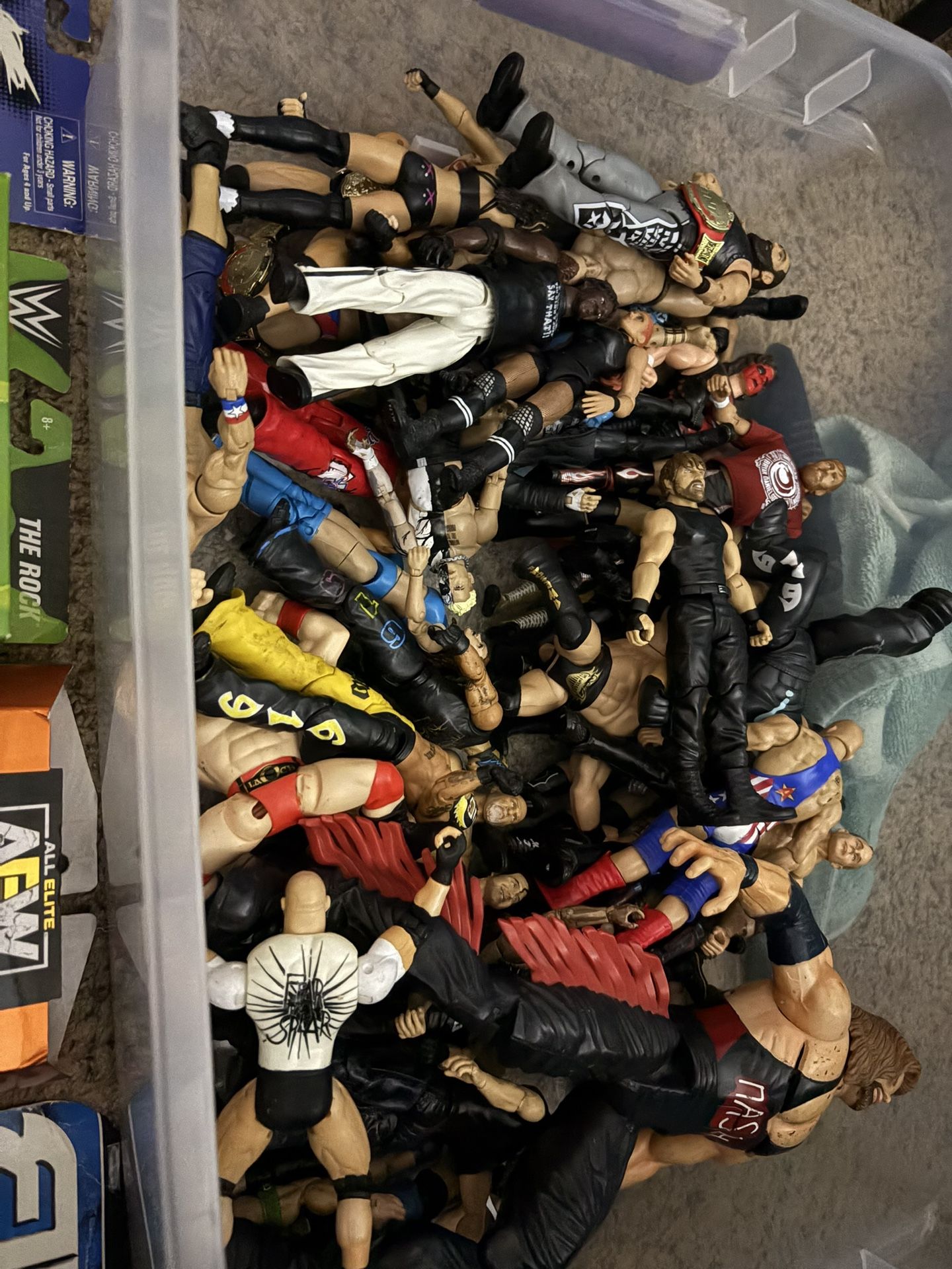 Wrestling lot of figures