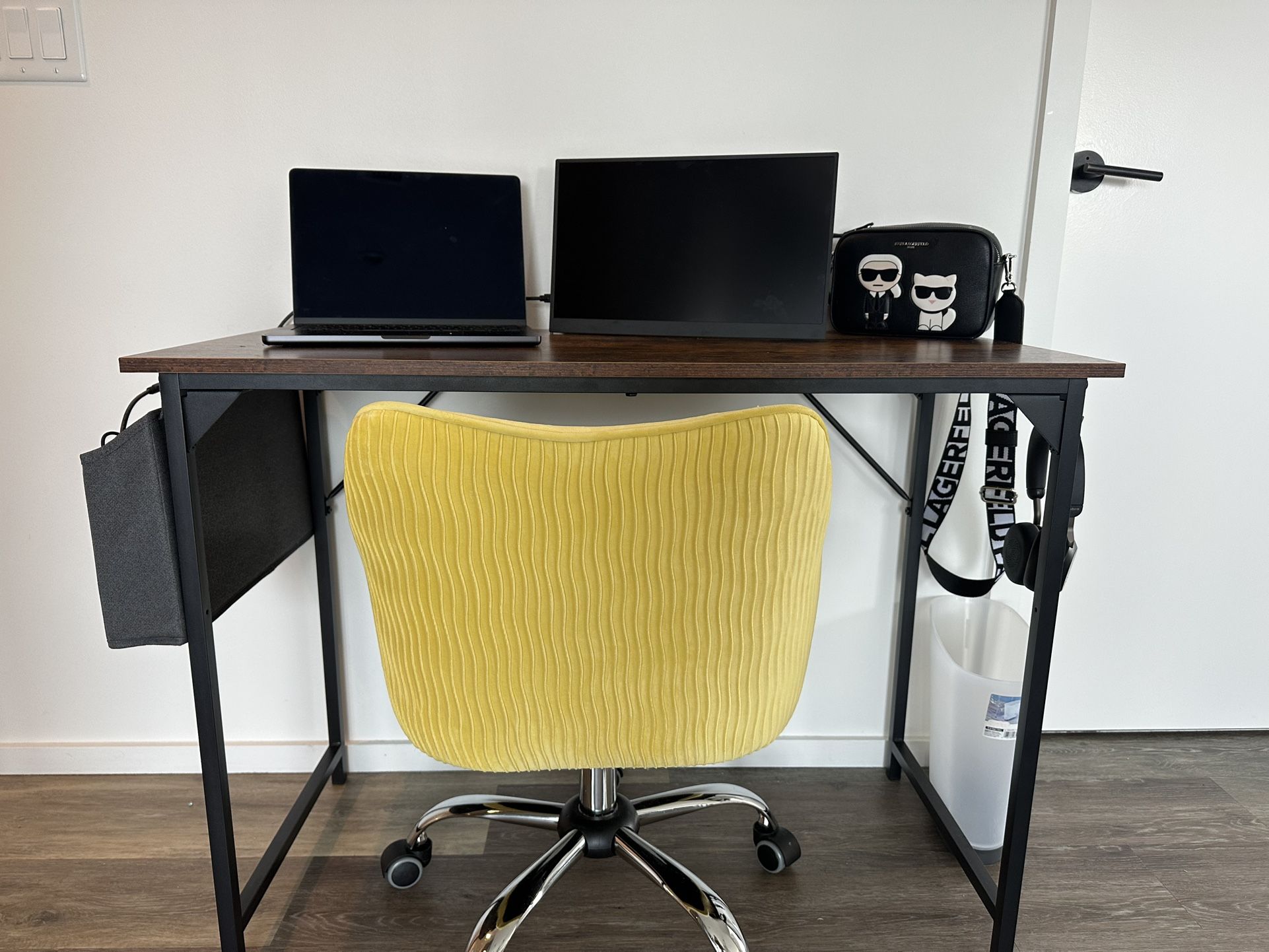 Computer Desk Unbox And New