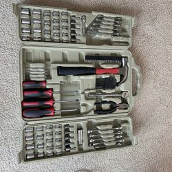 123-Piece Household Hand Tool Set with Case – Excellent Condition