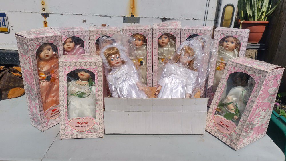 11 Porcelain Doll collection lot

