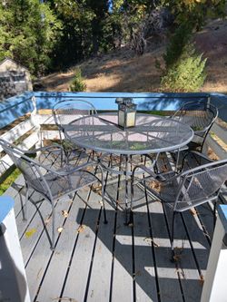 5 PIECE OUTDOOR DINING SET $150.00