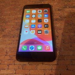 iPhone SE /8 Unlocked $220