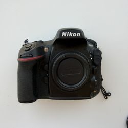 Nikon D800 Professional Full-Frame DSLR Camera Body