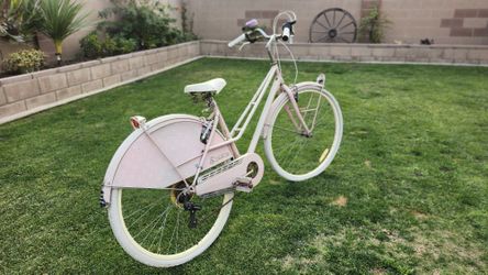 Huffy Supreme Woman's Bike