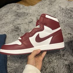 Air Jordan 1 Retro High OG ‘Artisanal Team Red’