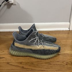 Yeezy 350 ash blue size 10