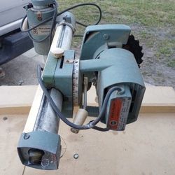 Black & Decker Radial Arm Saw