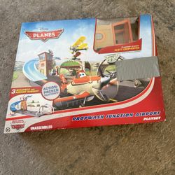 Disney Planes Propwash Junction Airport Playset