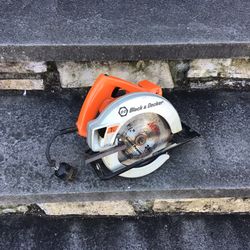 Black and Decker Circular Saw