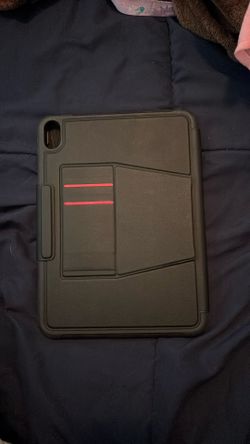 iPad case with Apple Pencil