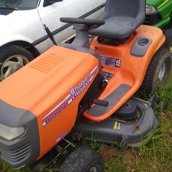 Riding Lawn Mower Husqvarna 150 John Deere 150 Cub Cadet 300