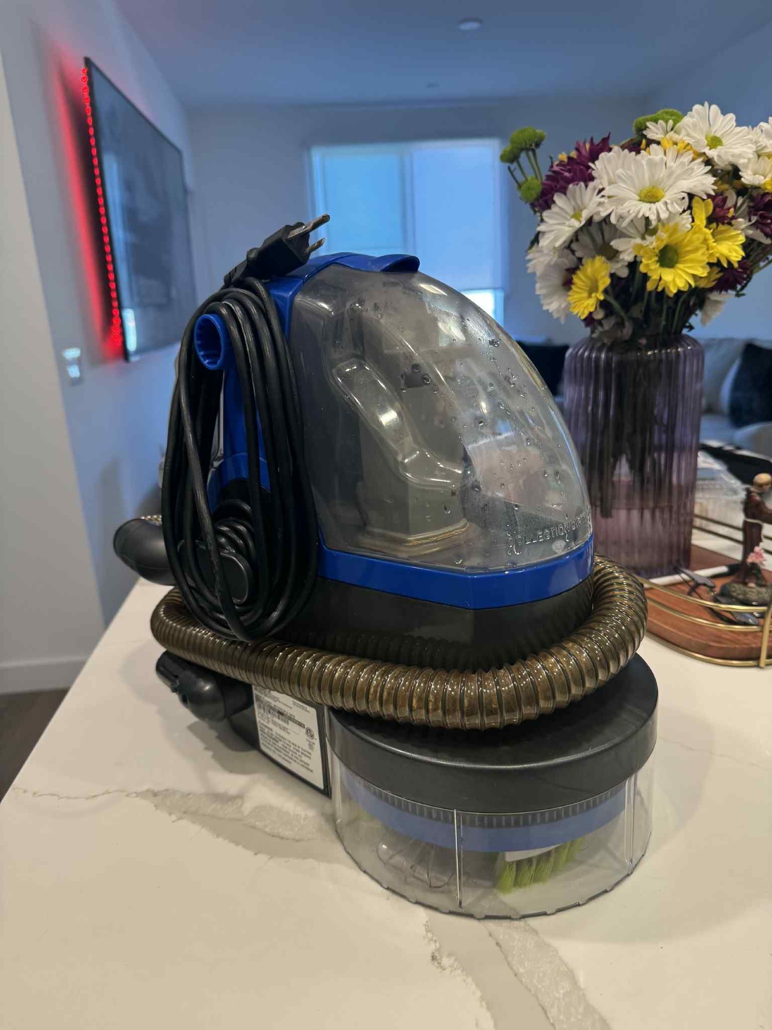 Mini Vacuum