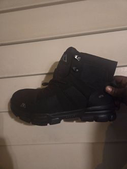 Steel toe boots