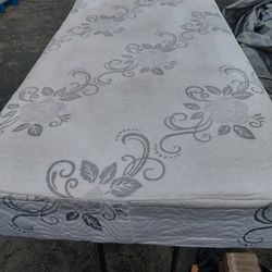 Twin bed
