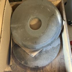 Grinding wheels