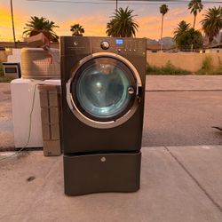 Electrolux front load Washer.