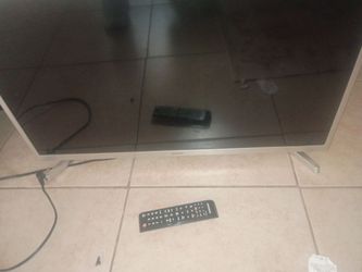 19 " Samsung tv with remote