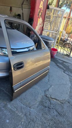2001-2006 chevy doors