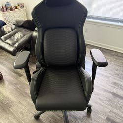 	“Razer Iskur Gaming Chair – Barely Used, Save $$$ vs. New”
