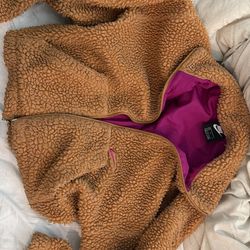 Nike Sherpa women’s jacket size medium