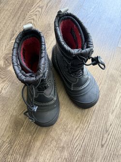 Size 13 Kids North Face Snow Boots