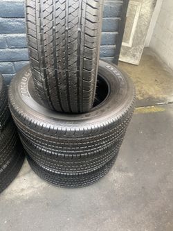 SET BRIDGESTONE DULER 255/70/17 SEMI NEW 95%TREAD LIFE $250 PRICE INCLUDES PROFESSIONAL INSTALLATION AND TAX