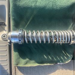 1 Used RHR Shock, V65 Magna OEM