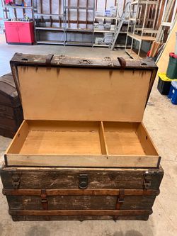 Antique Late 1800s Flat-Top Steamer Trunk with Rare Original Interior Trays