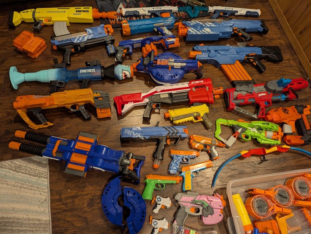 Nerf Gun Collection & Accessories