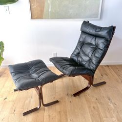 Westnofa Siesta Chair and Ottoman