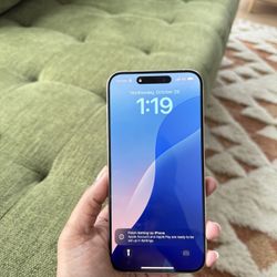 iPhone 15 Pro Max 1TB