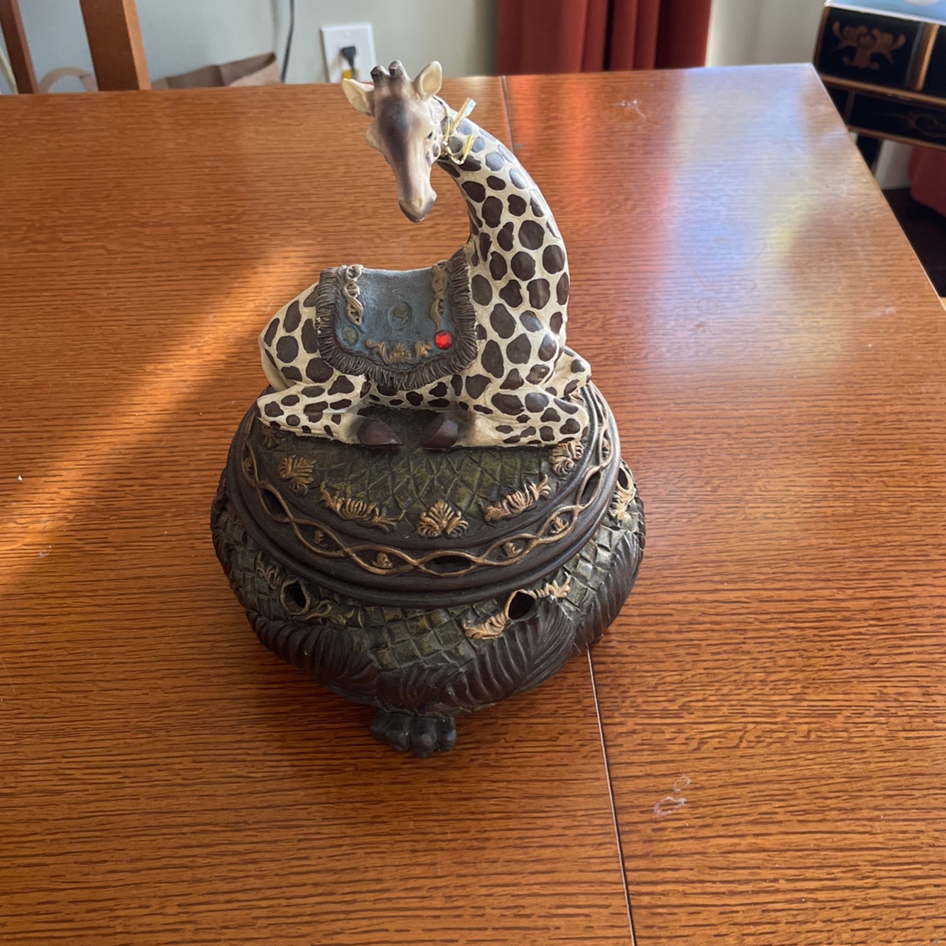 Hand Made jaraffe Jar For Many Different Use