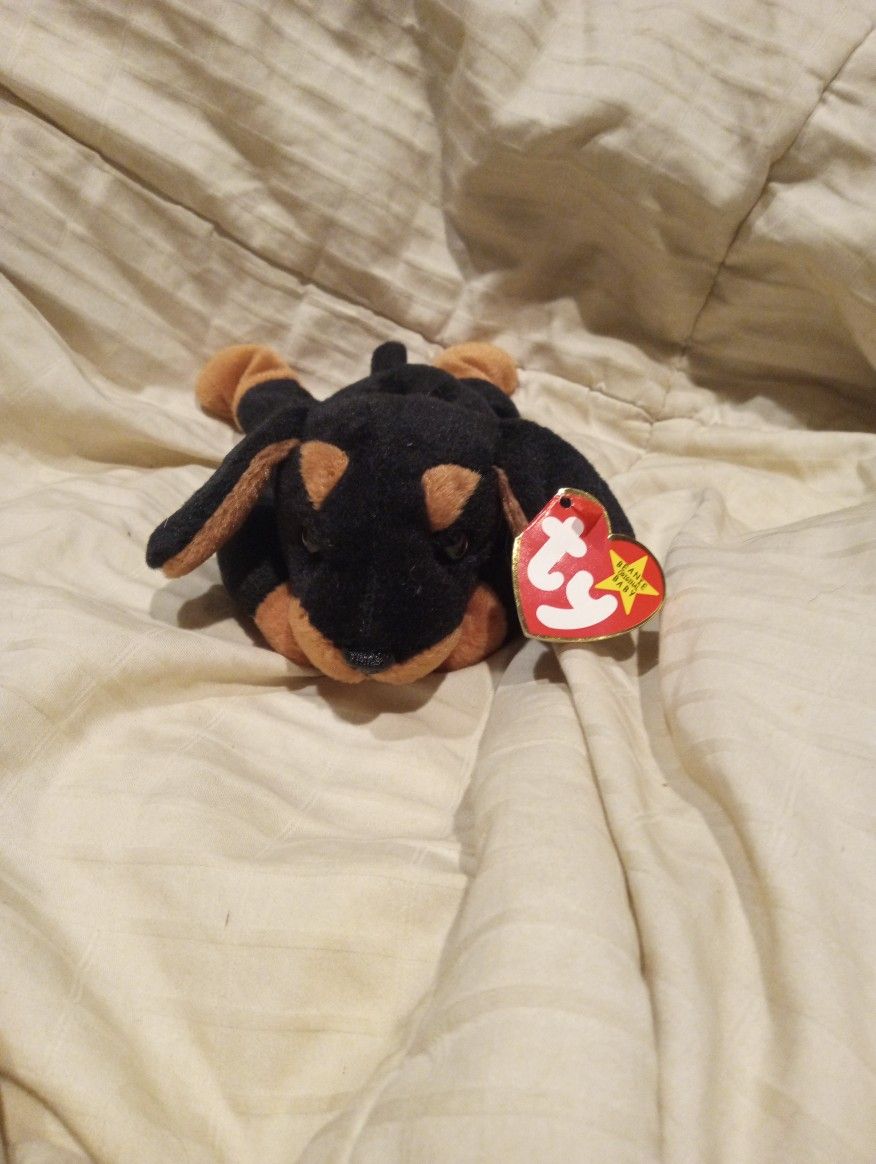 Rare P.V.C Pellets Filled 1996 "Doby" The Beanie Baby Original Collection 