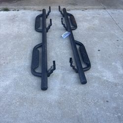 2021 Nissan Titan Steps 