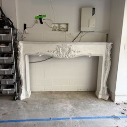 Fire place mantle